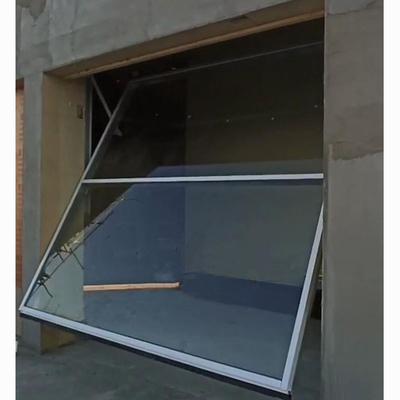Китай Наклон сени вверх по системе противовесу гаража ужесточатой дверью стеклянной собранной панелью поставщик