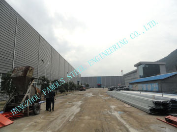Китай Свет здания Multipan Prefab ASTM 65 x 95 промышленные стальные с составными досками поставщик